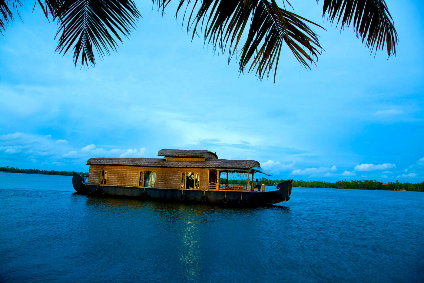 Indian Romance with Luxury Backwaters of Kerala